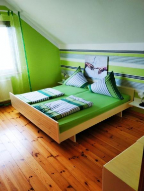 Hotels in Jemielnica